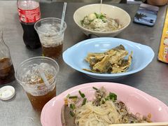 -榮泰米粉湯(Left Shop)