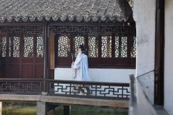 -一揽芳华汉服旗袍体验馆(拙政园店)