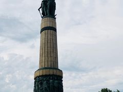 -人民防洪胜利纪念塔