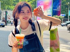 -LINLEE林里·手打柠檬茶(黄浦茂名南路店)