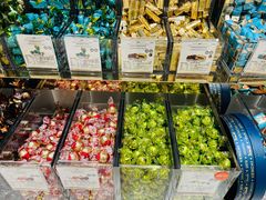 -VENCHI 闻绮(北京国贸商城店)