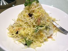 -鞍山大白鲨美食酒店