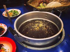 经典锅底-马路边边串串香(双井直营店)