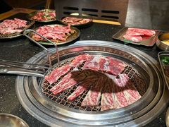 -韩烧牛中牛·甄选黑牛烤肉(黑金店)