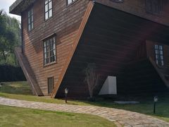-金山农民画村-枫泾波兰倒置屋