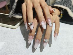 -艾珂·美甲美睫