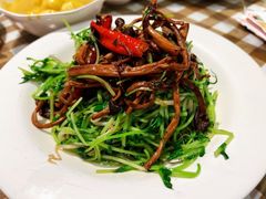 -新大咀港式茶餐厅(宝山万达店)