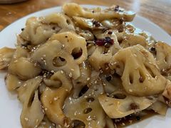 -美顺香食府鱼头老店(雪野湖店)
