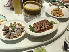 -贝勒爷·酥不腻烤鸭
