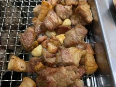 -肉甲韩国木炭烤肉(新壹街1店)