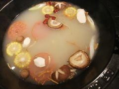 -重庆德庄火锅(体育中心店)