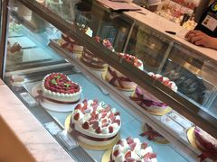 -花花卷卷·鲜食蛋糕(静安久光百货店)