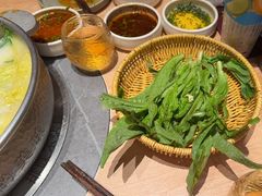 -巴奴毛肚火锅(七宝领展广场店)