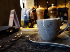 -卡普里披萨·牛扒·下午茶