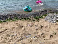 -小黑石海滨浴场·停车场