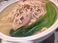 -桂满陇·蟹黄小笼汤包(中山公园店)