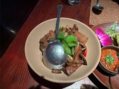 云南小炒牛肝菌-花马天堂云南餐厅 Lost Heaven(高邮路店)
