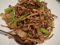 -老船夫婚宴婚庆会馆(延吉路店)