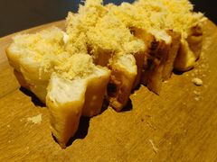 烤肉松油条-何师烧烤Pro ·江湖川菜·小龙虾·精酿(太古里旗舰店)