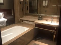-昆山皇冠国际会展酒店