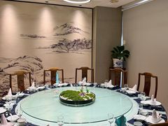 -湖畔鲁菜·二十年老字号餐厅(大明湖店)