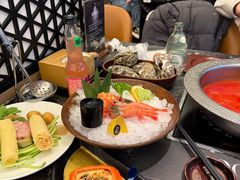 -牛YO寿喜烧·铁板烧和牛火锅自助(市府恒隆店)