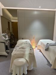 -JNK皮肤管理中心