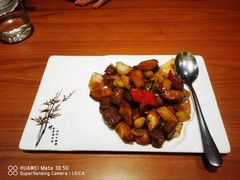 杏鲍菇彩椒牛肉粒-頂好酒家·经典粤菜(海信广场店)