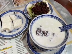 牛奶小方-黄氏许牛奶甜品餐厅(裕华万达店)