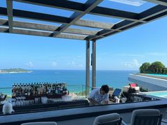 -瑰丽酒店·海吧·天际下午茶·现场DJ·天台酒吧