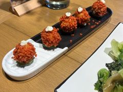 -臻鲜燕海鲜融合餐厅(金陵style店)
