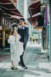 -现代经典婚纱摄影