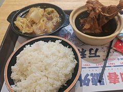 -万和春排骨砂锅米饭(新业广场店)