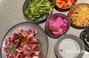 Hand-ground Black Pepper Wagyu Short Ribs