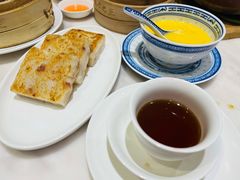 香煎萝卜糕-香港百合居(LCM置汇旭辉广场店)