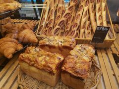 -Dough&Joe团憩(瑞虹天地月亮湾店)