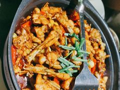 -蛙小侠·沸腾砂锅牛蛙(增城东汇城店)