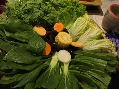 -尚尚仙·酸汤猪手·猪肚鸡火锅(华联万柳购物中心店)