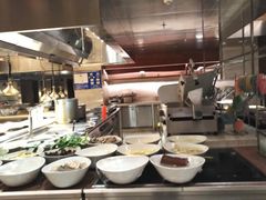-万荟轩海鲜·粤式点心自助餐厅(蓝海风万怡酒店)