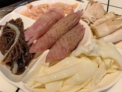 -鼎伙伙火锅串串·10年品牌传承(白象居总店)
