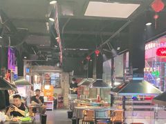 大堂-马路牙子地桌烤肉(工体店)