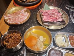 -韩烧牛中牛·甄选黑牛烤肉(黑金店)