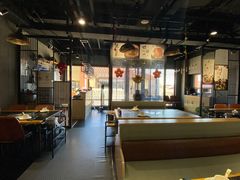大堂-城南老友羊蝎子火锅(花乡奥莱店)