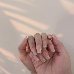 -Fanni美甲美睫皮肤管理