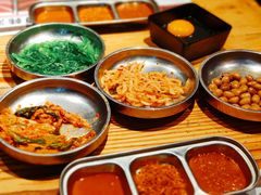 -青瓦炭韩潮烤肉(花园道店)