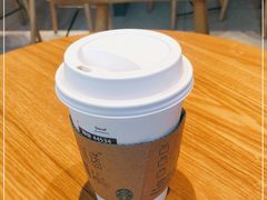 -星巴克臻选(上海中环广场2F店)