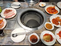-33韩式自助烧烤(环城南路店)