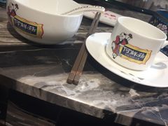 -何鲜菇火锅(大营盘店)