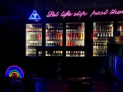 -UP嘻哈酒吧(粉巢店)