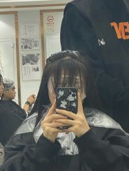 -镁连社·美联社